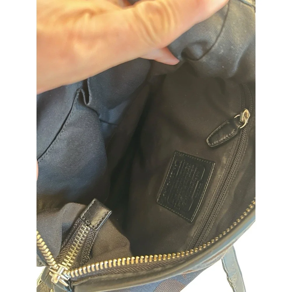 Coach Signature Legacy Leather Canvas‎ 21149 Classic Preppy Black Bag Purse